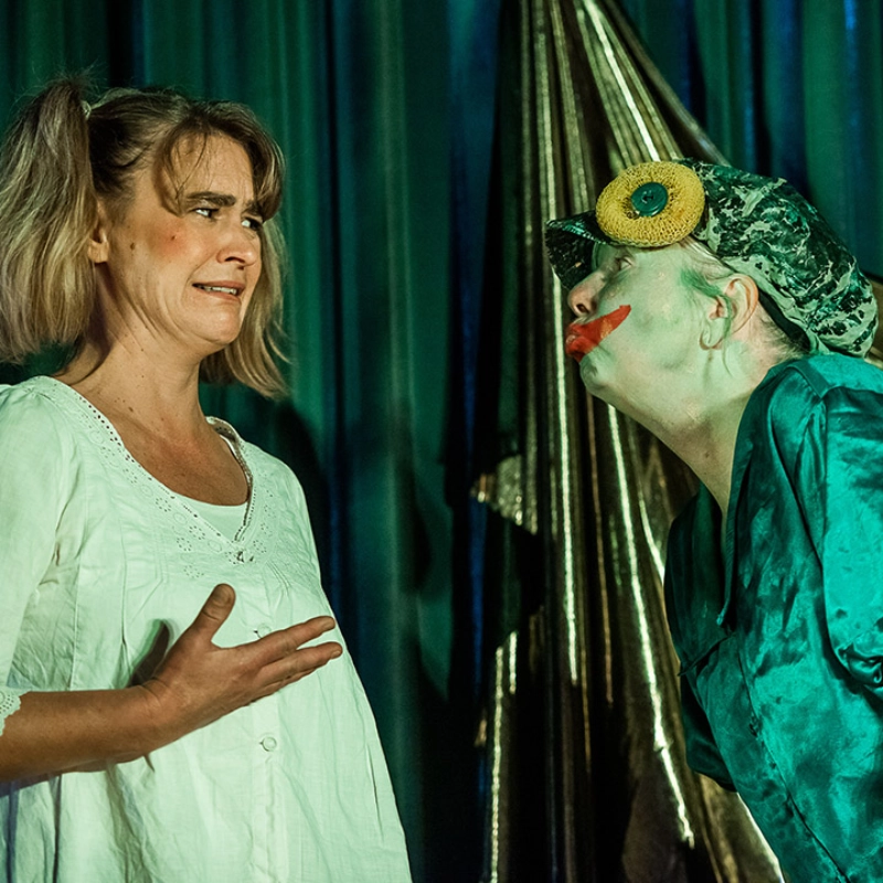 Theaterstück mit dem Wendepunkt e.V. Theaterstück mit dem Wendepunkt e.V.